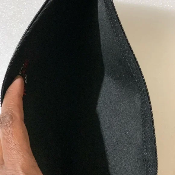 Brand 🆕 with tag Polka dots Sephora Rouge Clutch - Picture 3 of 3